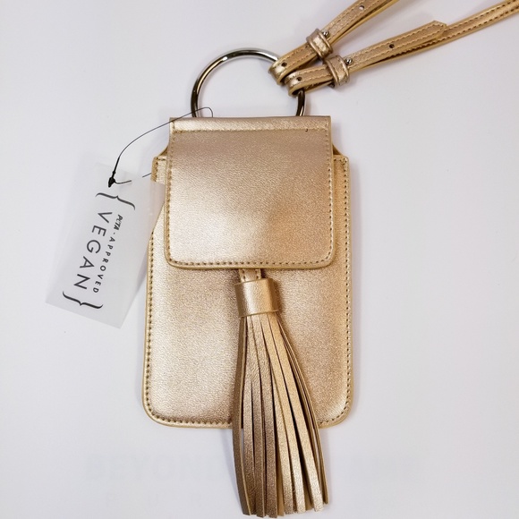 BEYOND THE FAME Handbags - ✨LAST ONE✨ GOLDIE VEGAN CROSSBODY BAGS